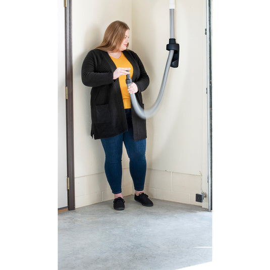 Système de boyau rétractable pour aspirateur central Vroom Retract Vac